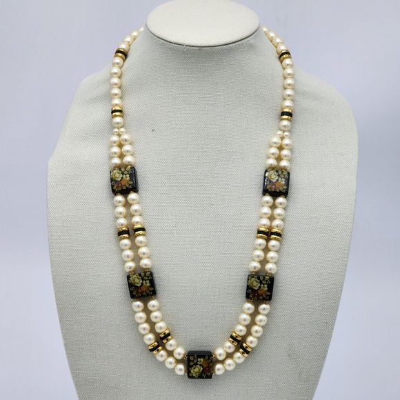 Japan Faux Pearl & Black Floral Painted Lacquered Square Bead 28" Necklace - Picture 2 of 8